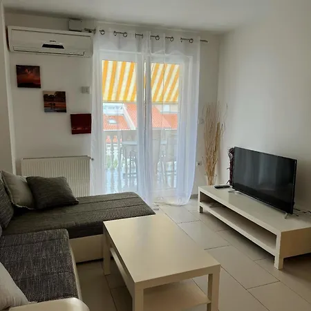 Apartamento Ferienapartment In Strandnaehe, Mit Balkon Und Meerblick Novi Vinodolski